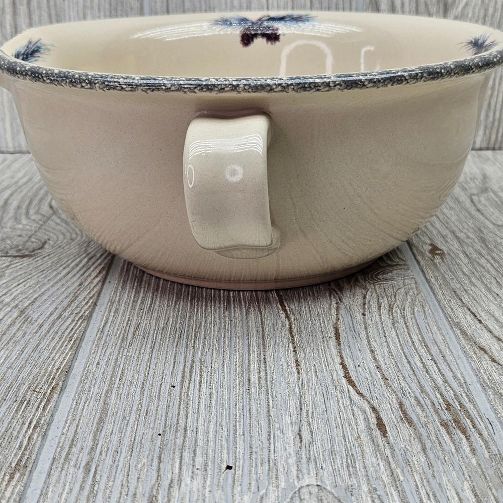 Home & Garden Party Stoneware Batter Bowl Pine Cone Spout Double Handle 2005 - Picture 6 of 10